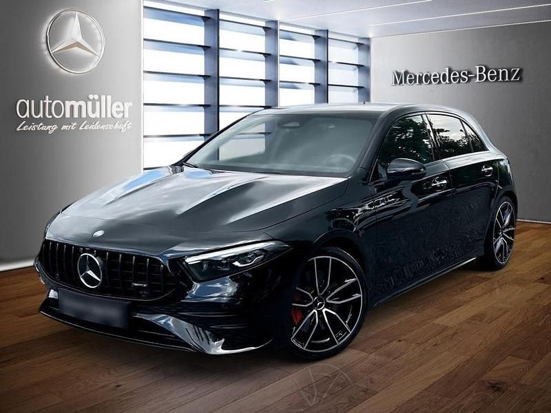 Schwarz Gebraucht 2024 Mercedes A35 AMG AMG Limousine | 44.190 € (Fairer Preis) - Bild 1/3