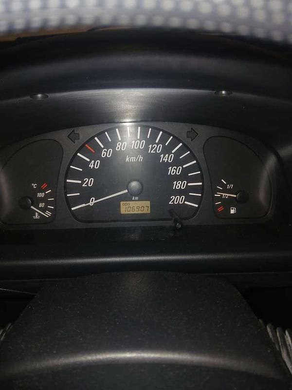 Gebraucht Opel Agila 58 PS (42 kW) 2006 Blau Van / Kleinbus