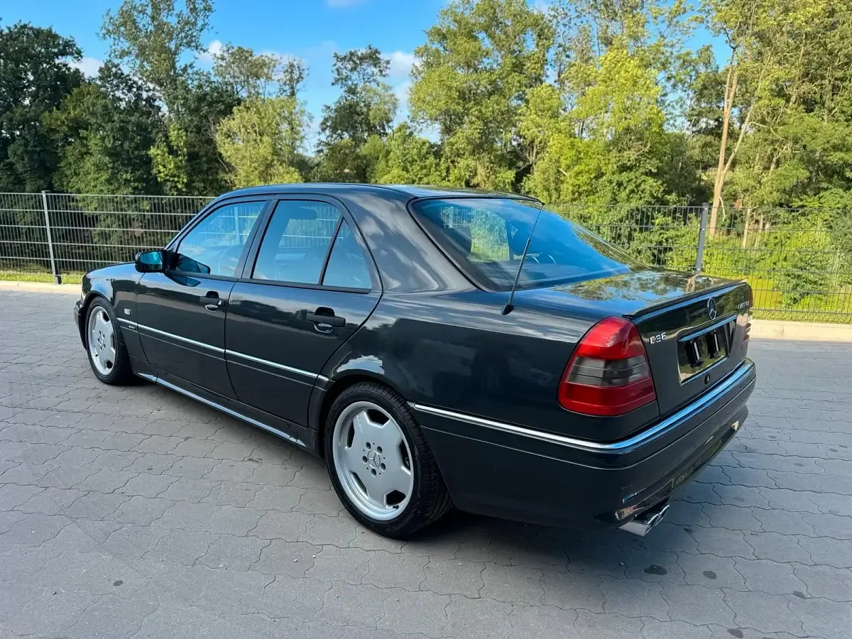 Gebraucht Mercedes C36 AMG AMG 280 PS (205 kW) 1994 Schwarz Limousine