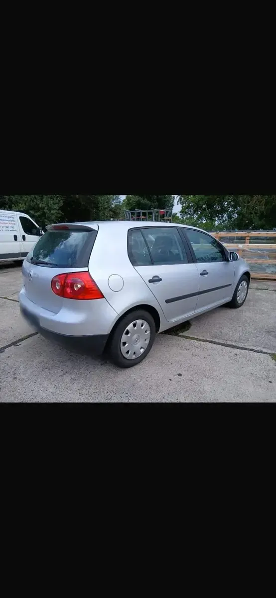 Gebraucht VW Golf IV 74 PS (54 kW) 2005 Silber Limousine