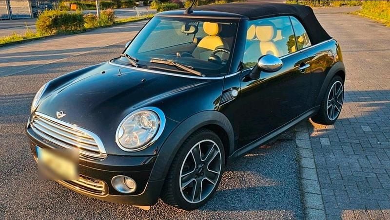 Gebraucht Mini Cooper Cabriolet 122 PS (89 kW) 2010 Schwarz Cabrio