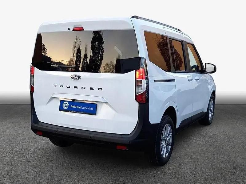 Neu Ford Tourneo Titanium 125 PS (91 kW) 2025 Weiß Kombi