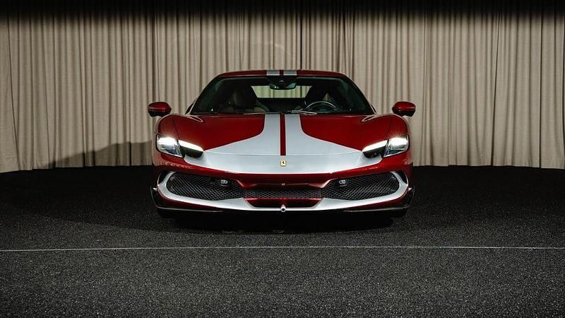 Gebraucht Ferrari 296 829 PS (609 kW) 2022 Rot