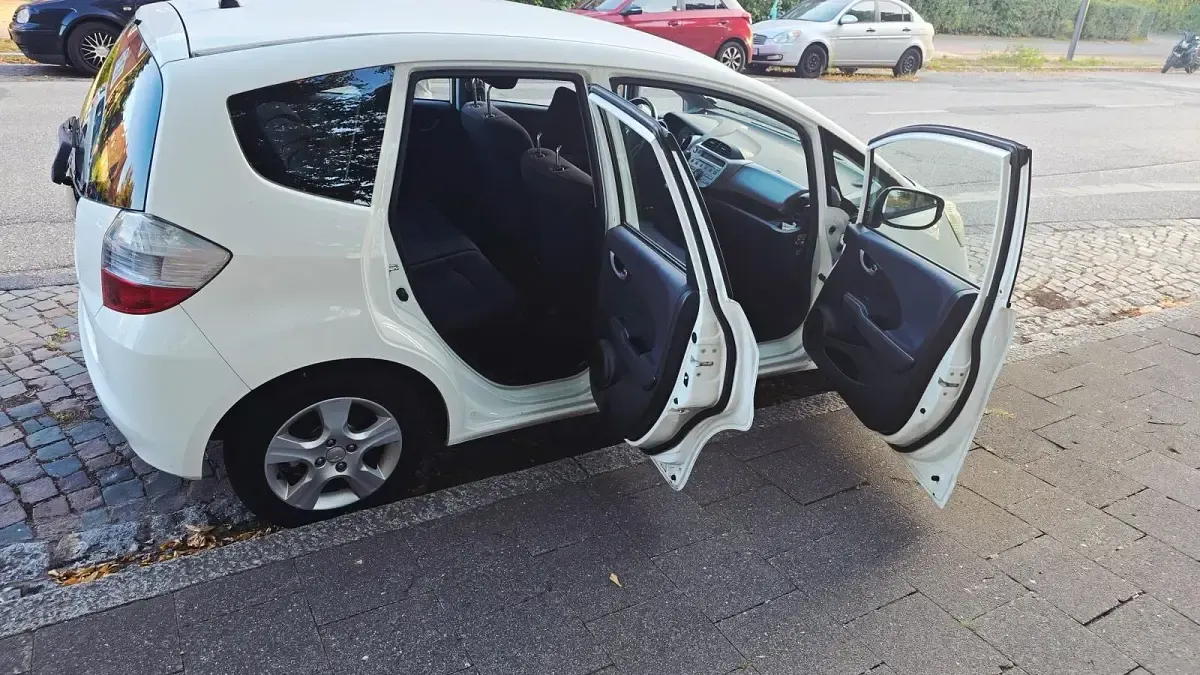 Gebraucht Honda Jazz 99 PS (72 kW) 2009 Weiß Kleinwagen