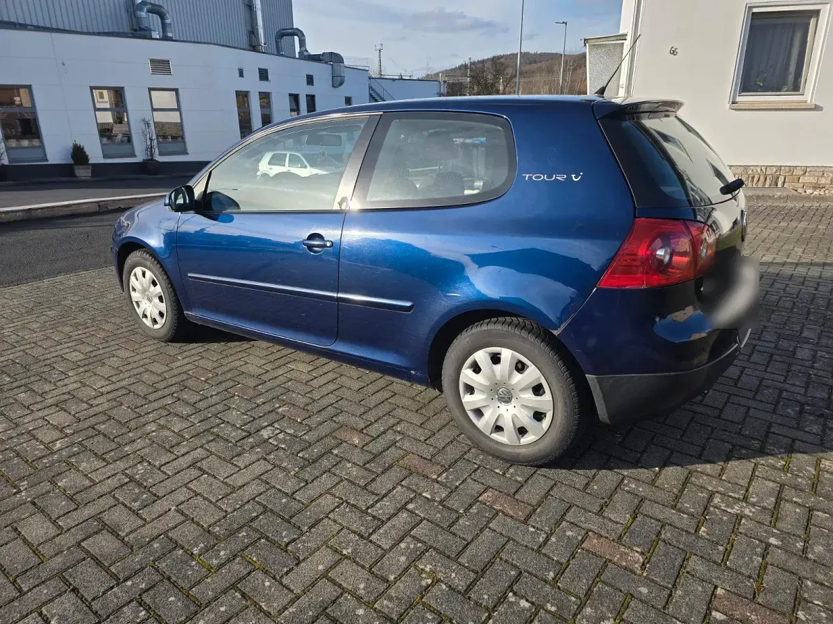 Usata VW Golf VI 102 CV (75 kW) 2008 Blu Utilitaria