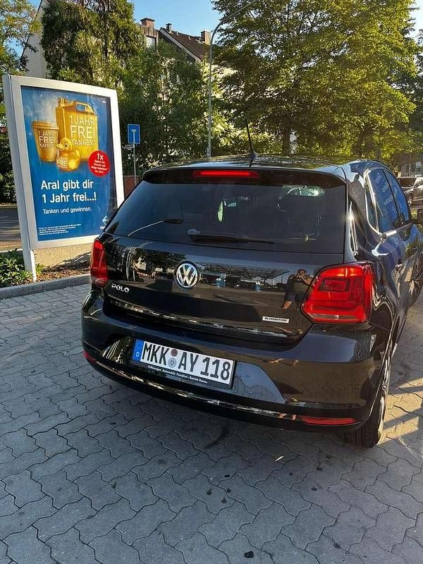 Gebraucht VW Polo Allstar 75 PS (55 kW) 2016 Limousine