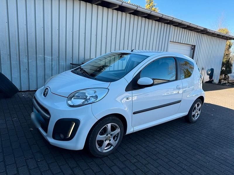 Gebraucht Citroën C1 68 PS (50 kW) 2013 Weiß Kleinwagen