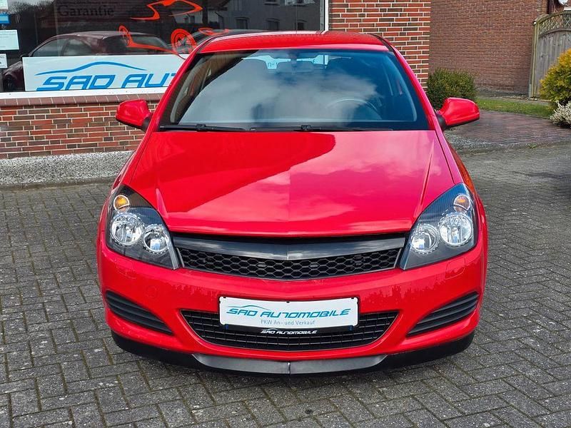 Gebraucht Opel Astra GTC Selection 90 PS (66 kW) 2009 Rot Limousine