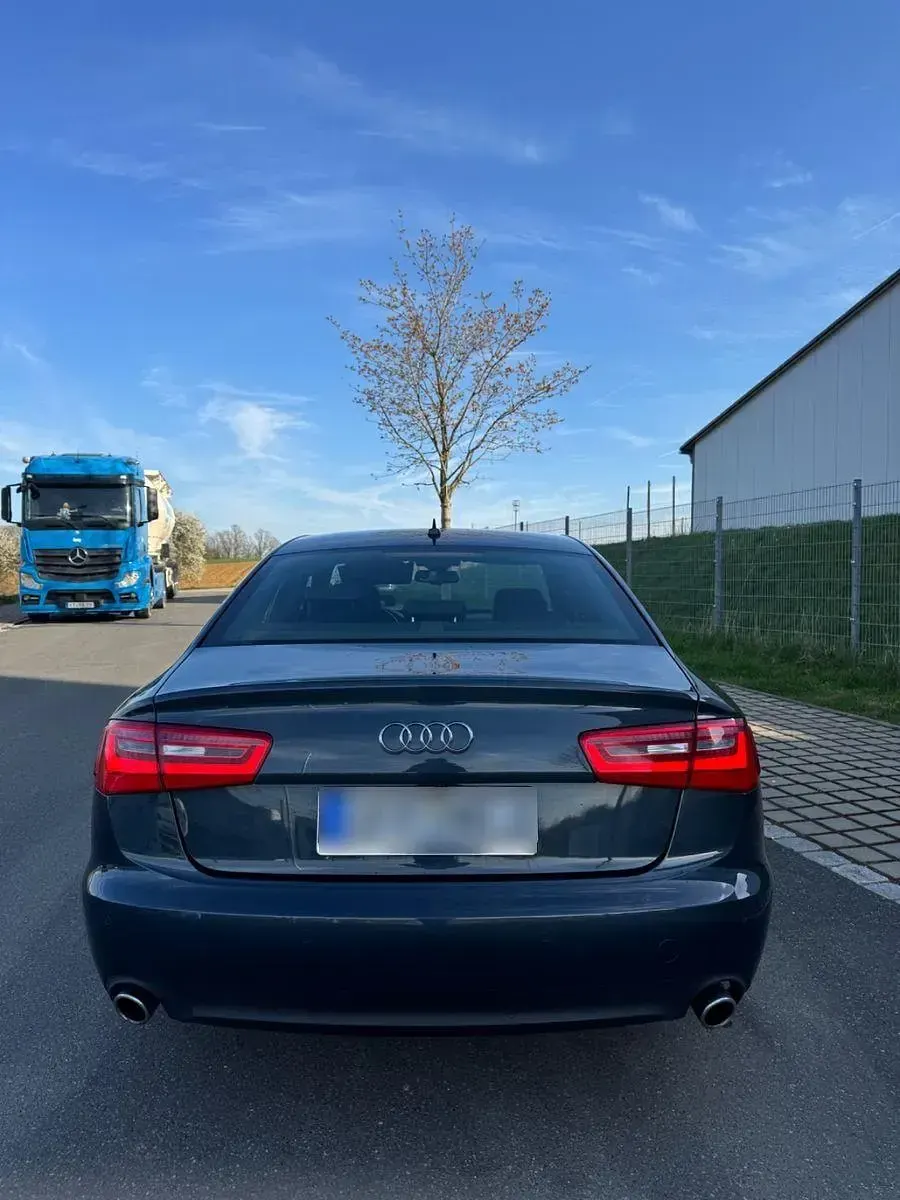 Gebraucht Audi A6 Ambiente 245 PS (180 kW) 2012 Limousine