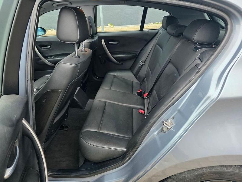 Gebraucht BMW 118 129 PS (94 kW) 2005 Grau Kleinwagen