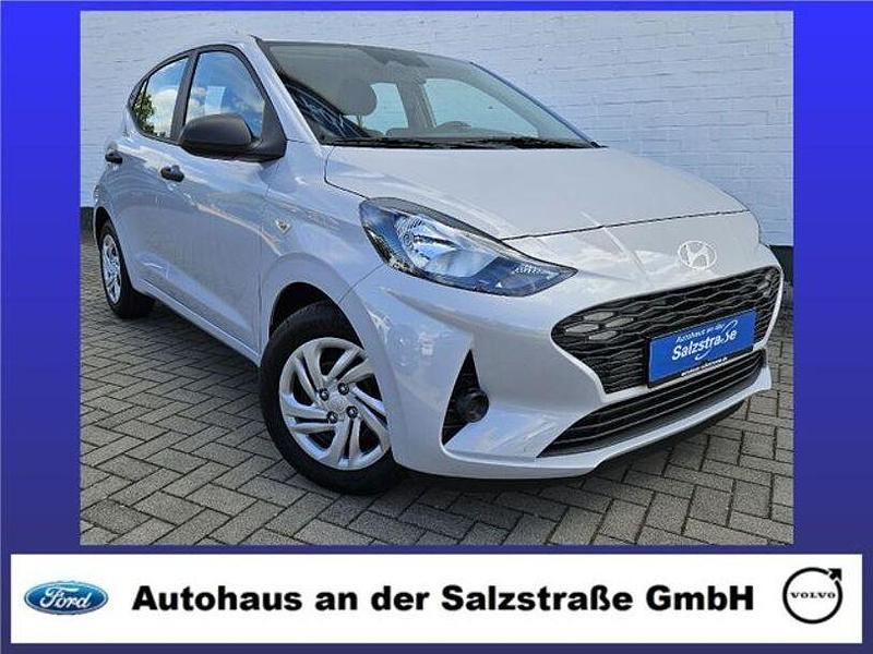 Grau Neu 2025 Hyundai i10 Kleinwagen | 17.698 € (Fairer Preis) - Bild 1/3