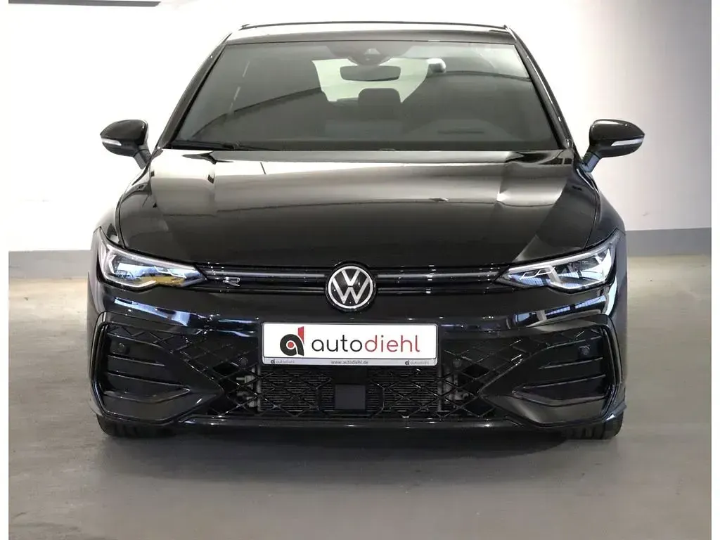 Gebraucht VW Golf VIII R-line 150 PS (110 kW) 2025 Schwarz Limousine