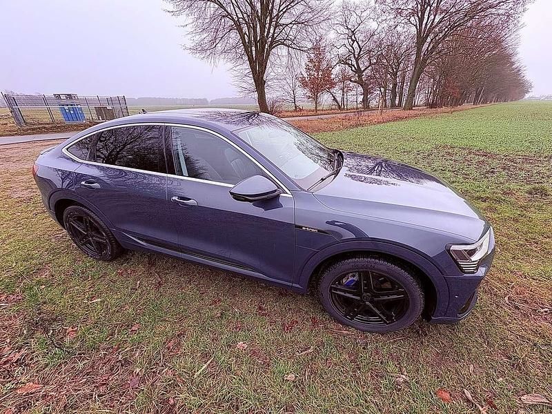 Gebraucht 2022 Audi e-tron Sportback SUV | 36.500 € (Superpreis) - Bild 1/4