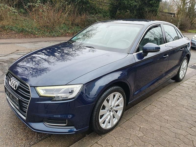 Gebraucht Audi A3 Design 150 PS (110 kW) 2016 Grün Limousine