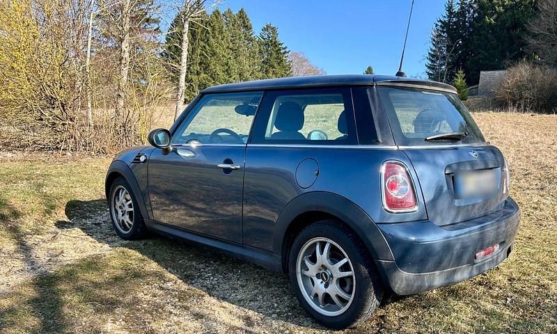 Usata Mini ONE 98 CV (72 kW) 2010 Blu Utilitaria