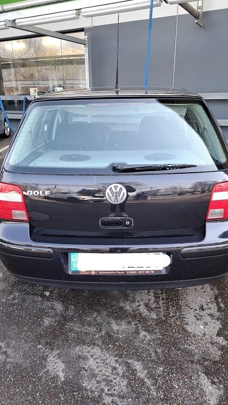 Gebraucht VW Golf IV 75 PS (55 kW) 2002 Schwarz Kleinwagen