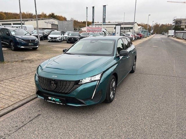 Grün Gebraucht 2024 Peugeot 308 Allure Kombi | 23.199 € (Guter Preis) - Bild 1/4