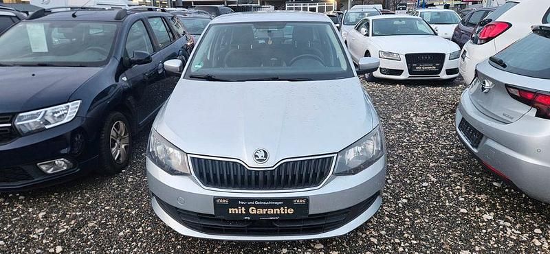 Gebraucht Skoda Fabia Ambition 75 PS (55 kW) 2015 Silber Limousine