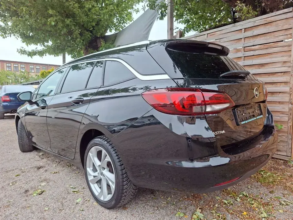 Gebraucht Opel Astra Innovation 136 PS (100 kW) 2019 Schwarz Limousine
