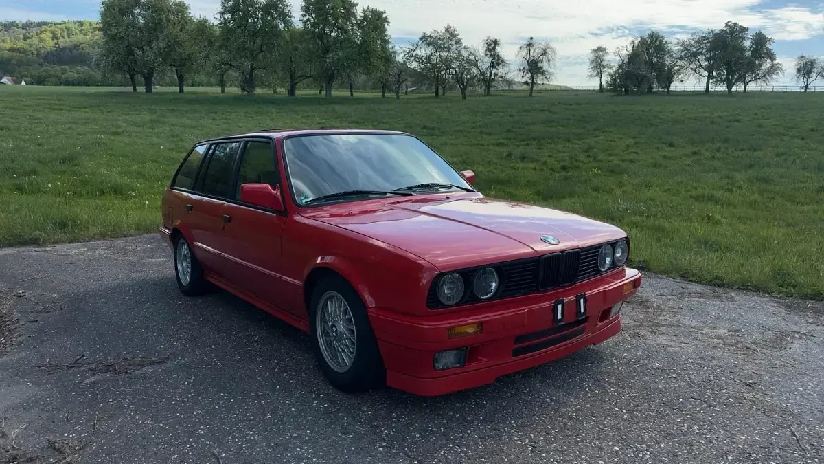 Gebraucht BMW 318 Basis 113 PS (83 kW) 1993 Rot Kombi