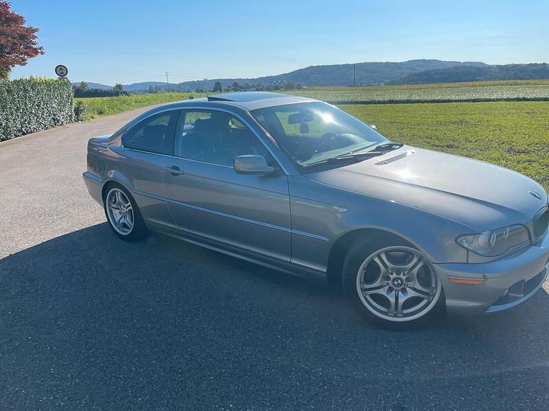 Gebraucht BMW 330 231 PS (169 kW) 2005 Grau Coupé