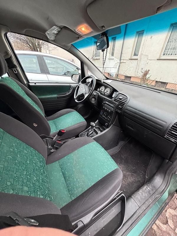 Gebraucht Opel Zafira 116 PS (85 kW) 2000 Grün Van / Kleinbus