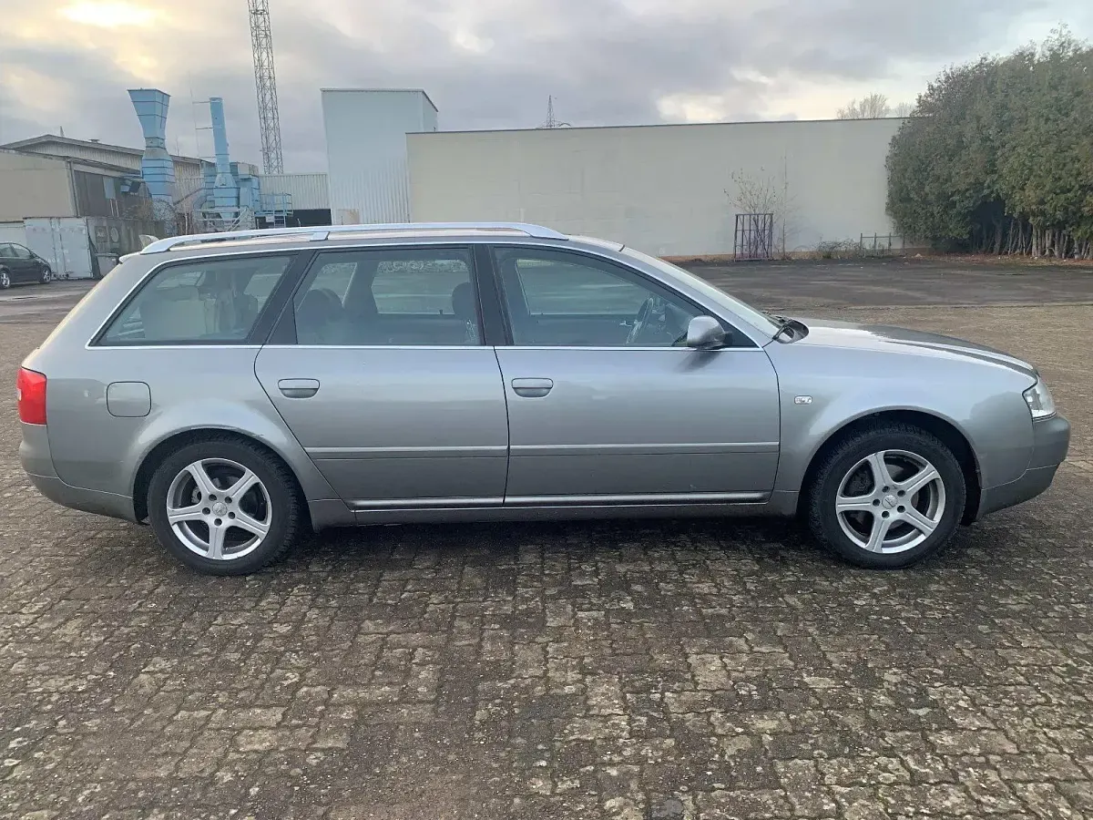 Gebraucht Audi A6 139 PS (102 kW) 2003 Beige Kombi
