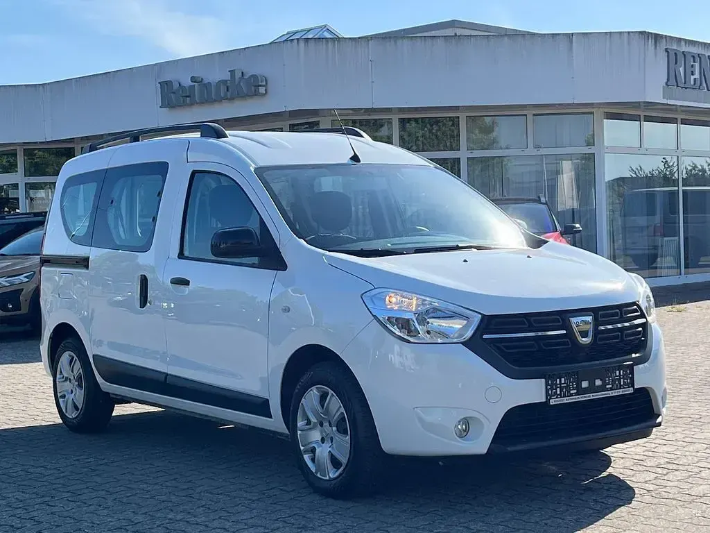 Gebraucht Dacia Dokker Comfort 116 PS (85 kW) 2019 Weiß Van / Kleinbus