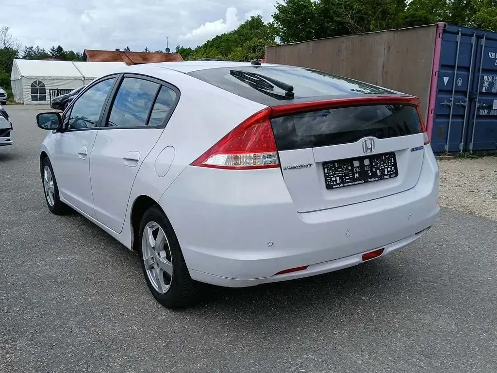 Gebraucht Honda Insight Elegance 88 PS (64 kW) 2010 Weiß Kleinwagen