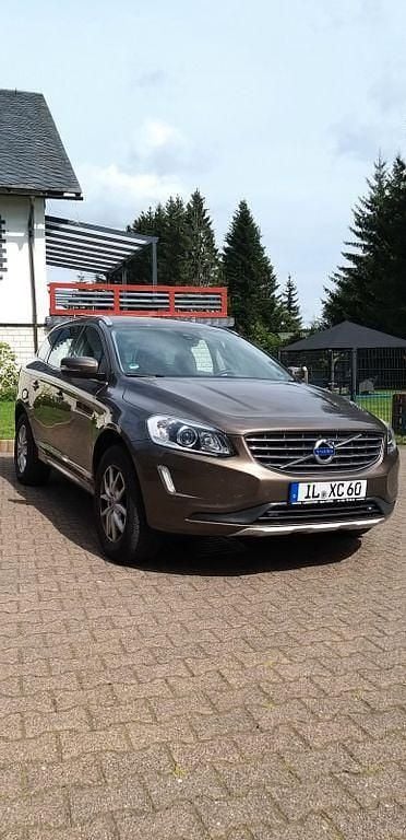 Schwarz Gebraucht 2014 Volvo XC60 Summum SUV | 18.200 € (Fairer Preis) - Bild 1/4