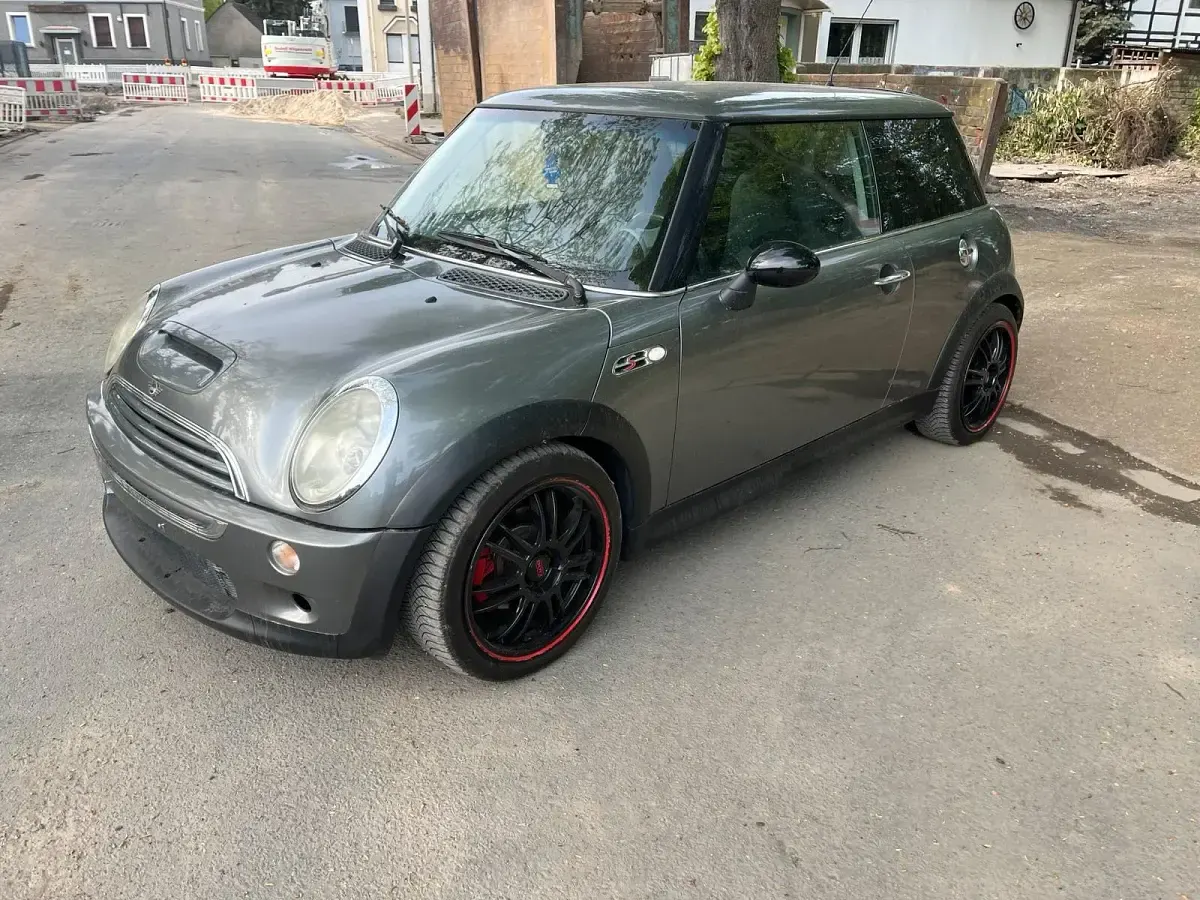 Käytetty Mini Cooper S 163 HP (119 kW) 2002 Viistoperä