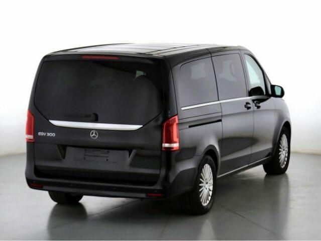 Gebraucht Mercedes EQV300 Avantgarde 150 kW (204 PS) 2023 Obsidianschwarz metallic Van / Kleinbus