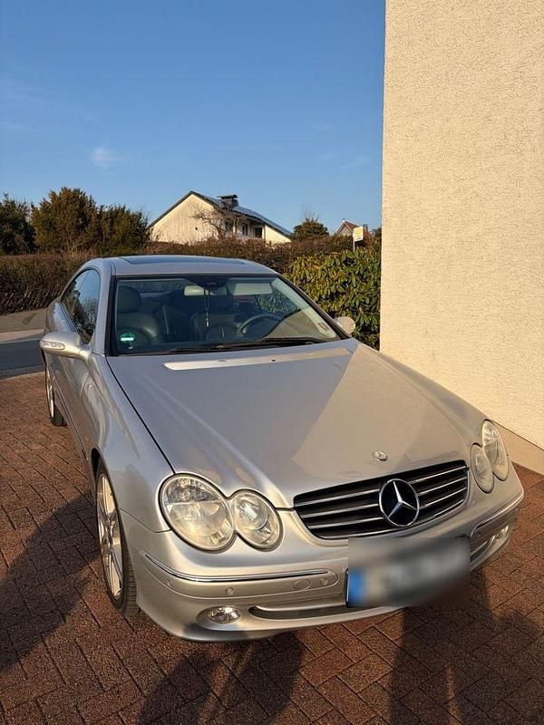 Gebraucht Mercedes CLK240 Avantgarde 170 PS (125 kW) 2003 Silber Coupé
