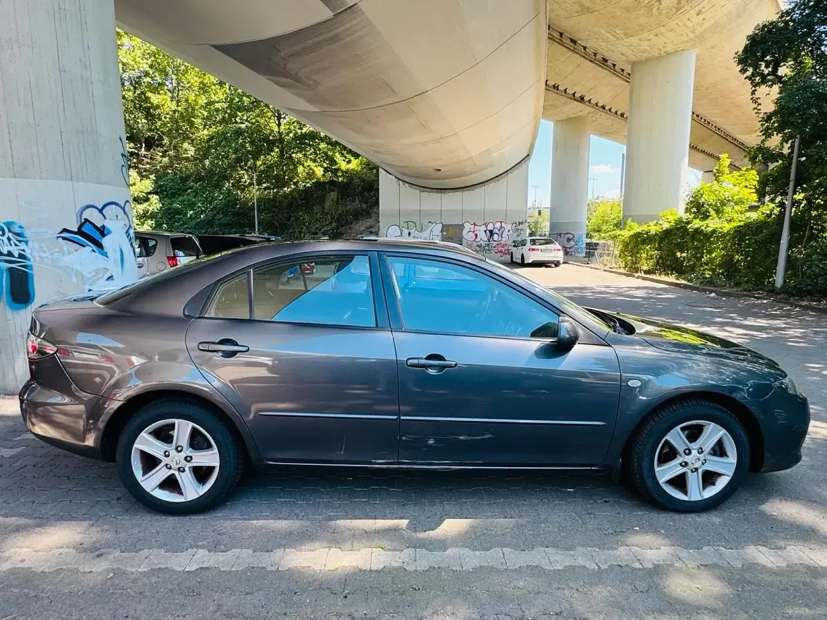 Gebraucht Mazda 6 147 PS (108 kW) 2006 Grau Limousine