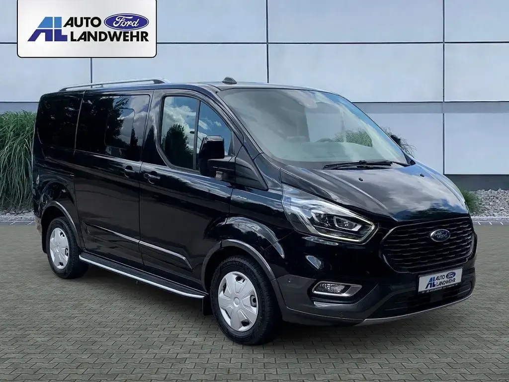 Gebraucht Ford Tourneo Custom Active 170 PS (125 kW) 2022 Schwarz Van