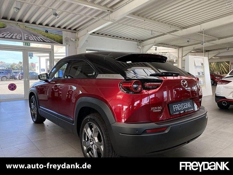 Gebraucht Mazda MX30 Ad'Vantage 107 kW (146 PS) 2022 Multitone soul red crystal SUV