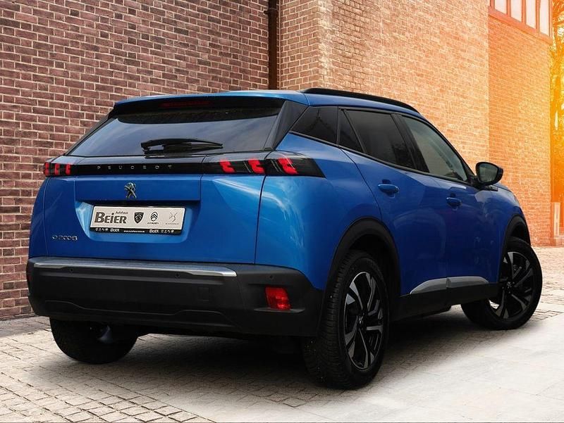 Second-hand Peugeot e-2008 Allure 100 kW (136 CP) 2021 Albastru SUV