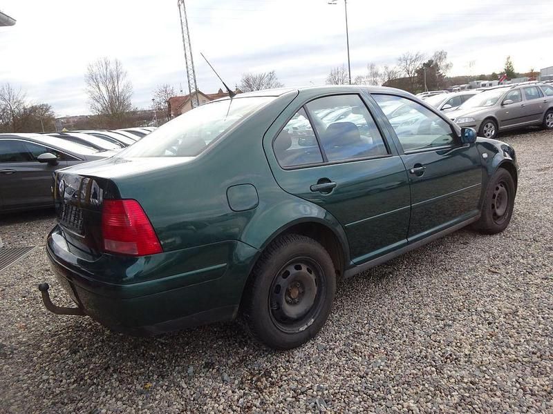 Gebraucht VW Bora Comfortline 90 PS (66 kW) 1998 Grün Limousine