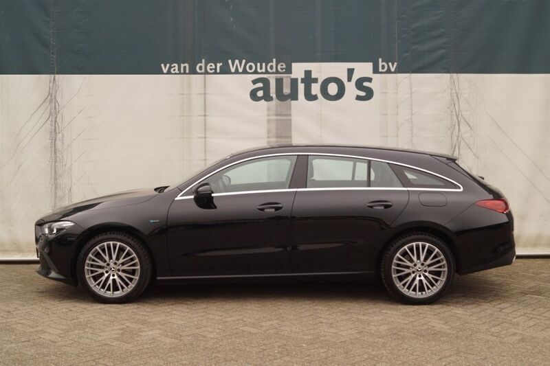 Schwarz Gebraucht 2021 Mercedes CLA250e Shooting Brake Business Kombi | 22.657 € (Fairer Preis) - Bild 1/4