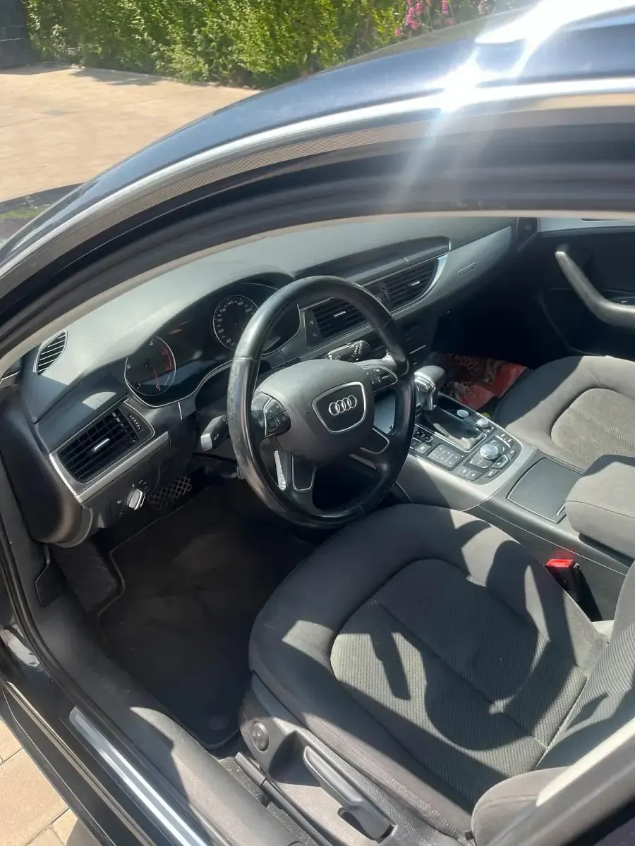 Gebraucht Audi A6 205 PS (150 kW) 2012 Blau Kombi