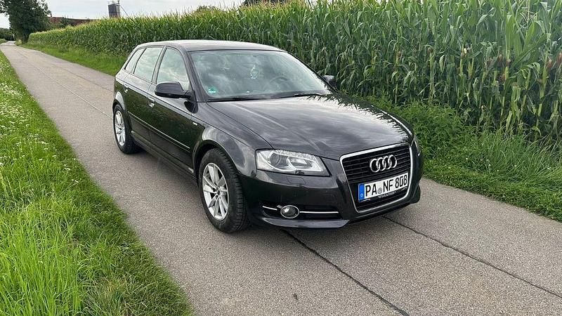 Gebraucht 2011 Audi A3 Sportback S-Line Limousine | 5.700 € (Superpreis) - Bild 1/4
