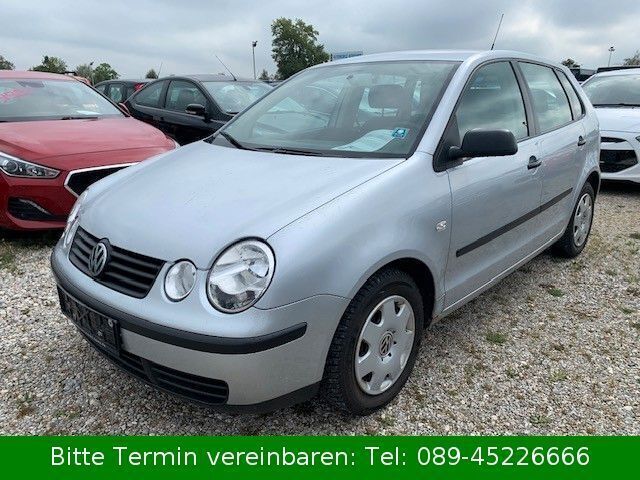 Silber Gebraucht 2003 VW Polo Basis Limousine | 2.000 € (Fairer Preis) - Bild 1/4