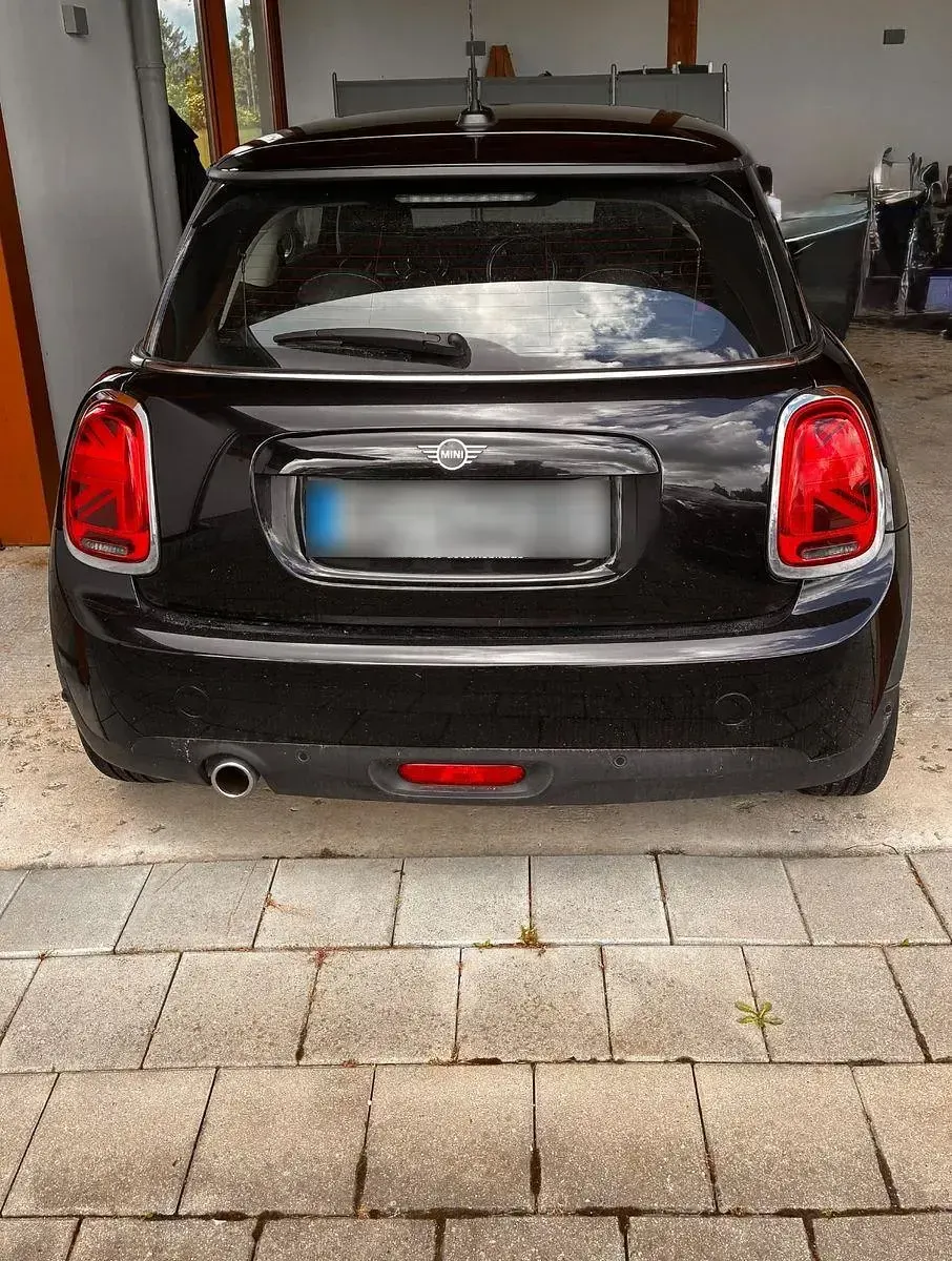 Gebraucht Mini Cooper 136 PS (100 kW) 2020 Schwarz Kleinwagen