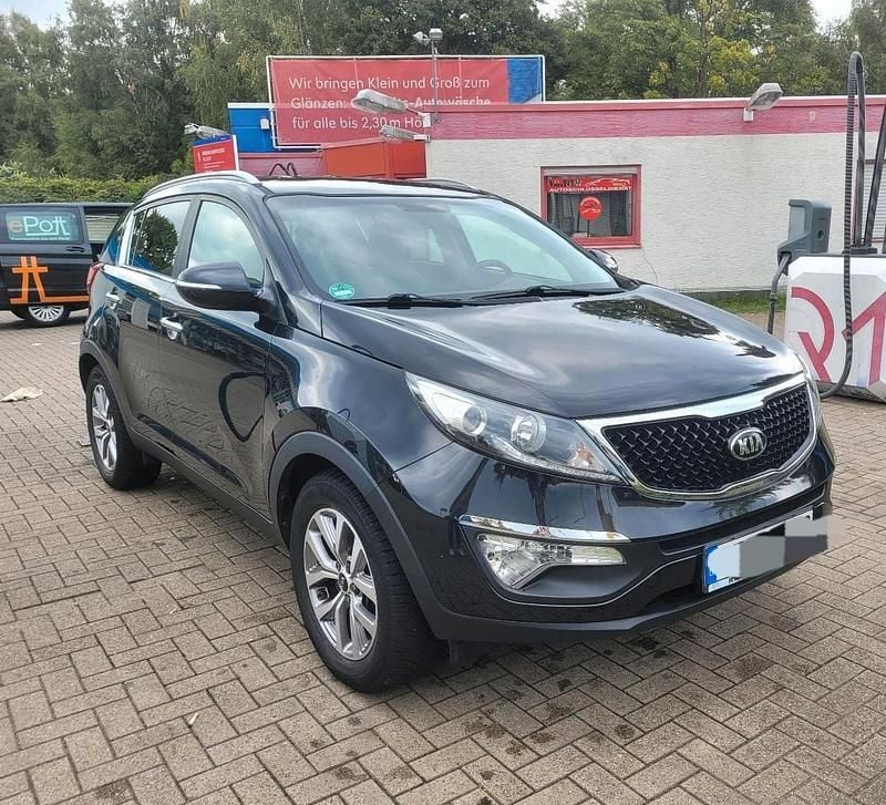 Schwarz Gebraucht 2015 Kia Sportage Vision SUV | 11.500 € (Guter Preis) - Bild 1/4