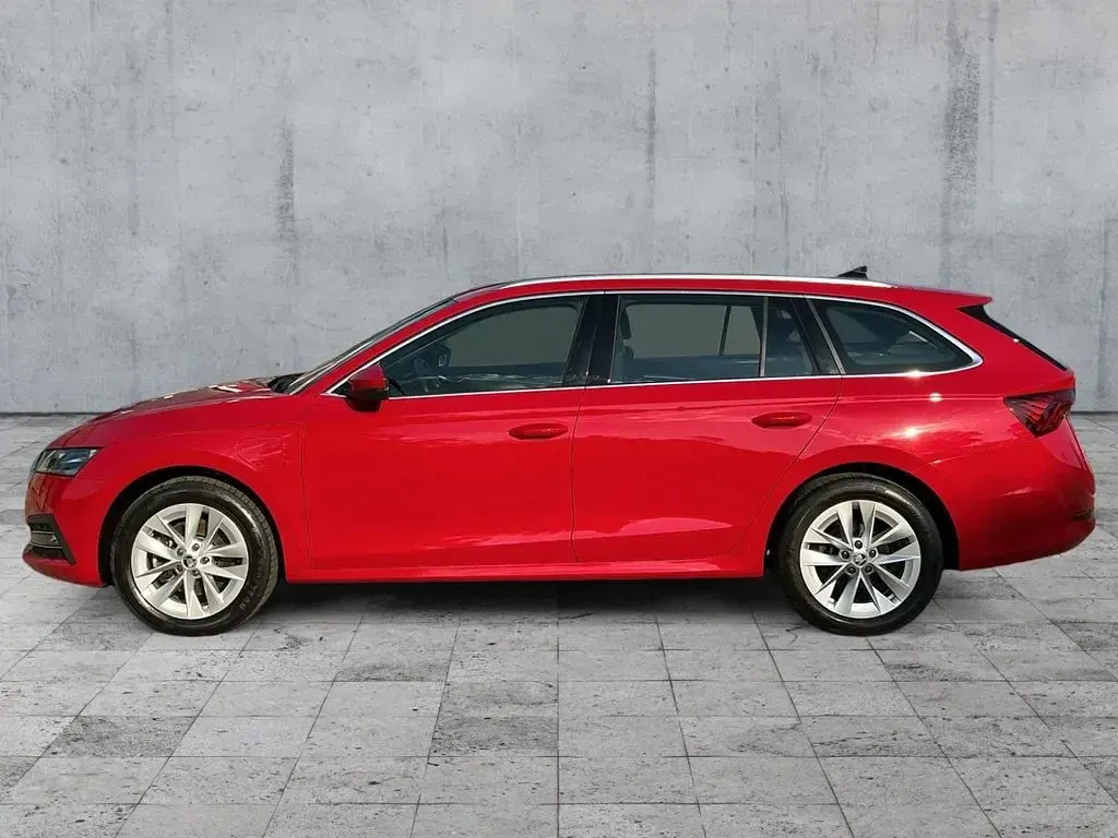 Gebraucht Skoda Octavia Style 204 PS (150 kW) 2022 Velvetrot metallic Kombi