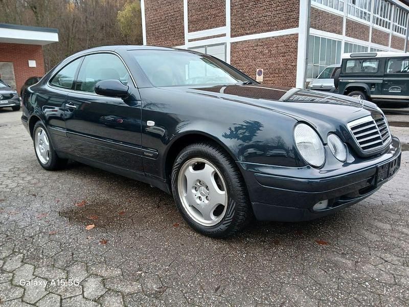 Schwarz Gebraucht 1999 Mercedes CLK200 Elegance | 7.950 € (Teuer) - Bild 1/4