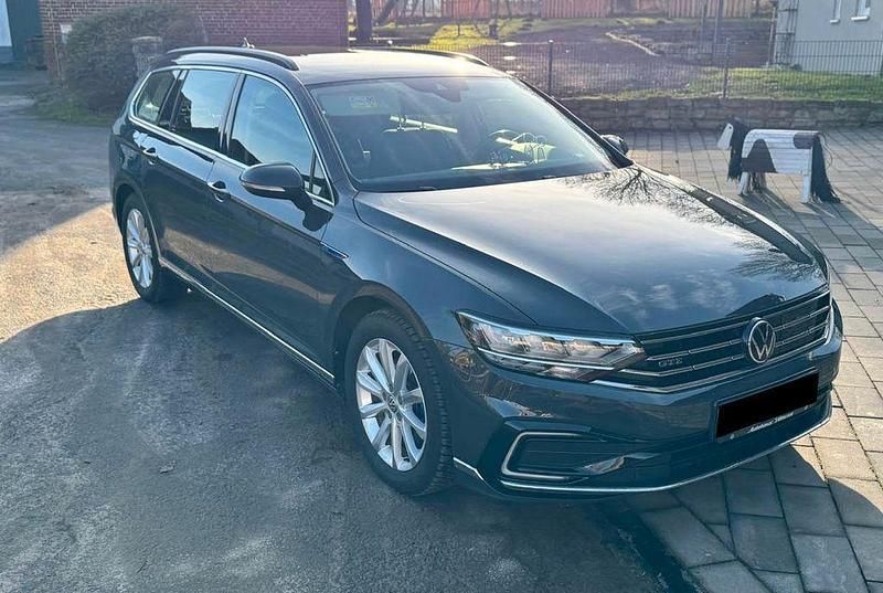 Gebraucht VW Passat GTE 218 PS (160 kW) 2021 Grau Kombi