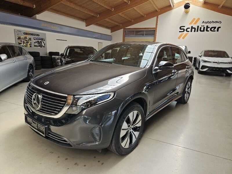 Grau Gebraucht 2021 Mercedes EQC400 SUV | 35.850 € (Fairer Preis) - Bild 1/4