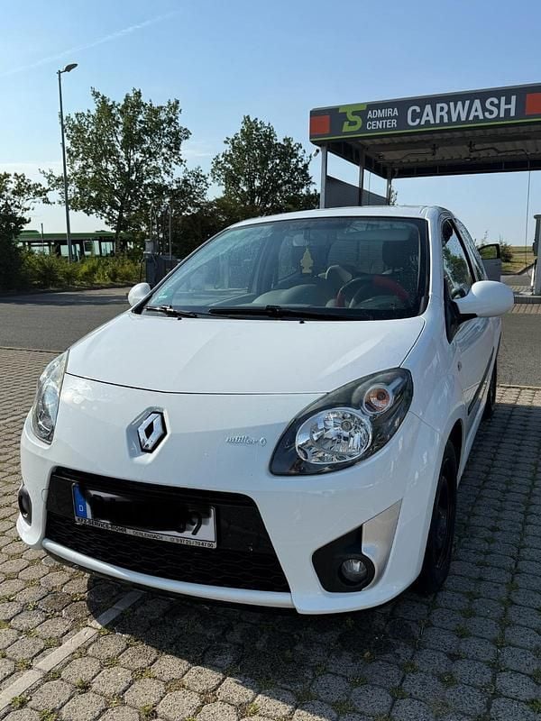 Weiß Gebraucht 2009 Renault Twingo Night&Day Kleinwagen | 2.000 € (Guter Preis) - Bild 1/4
