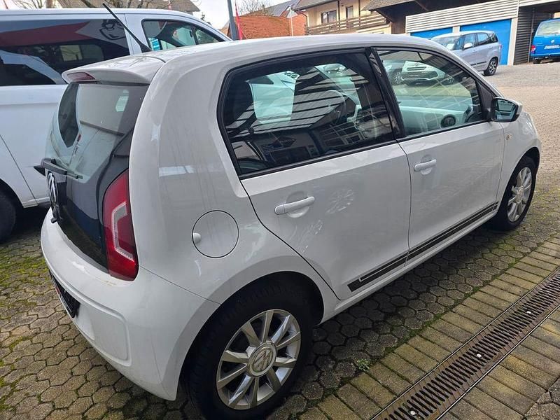 Gebraucht VW up! CLUB 60 PS (44 kW) 2016 Weiß Kleinwagen
